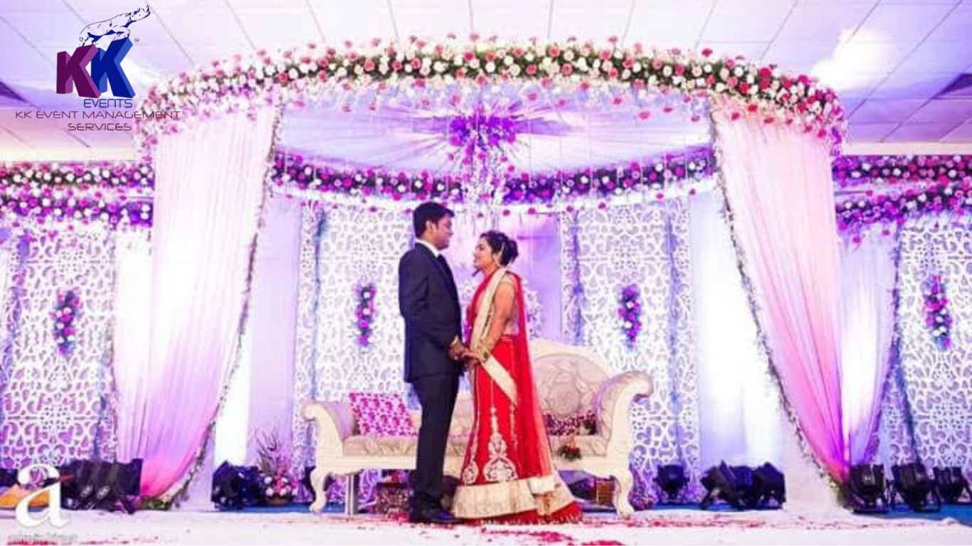 things you should look for before booking an event planner.